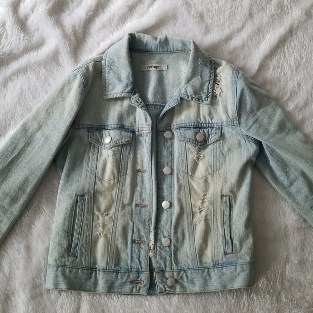 Distroyed jean jacket